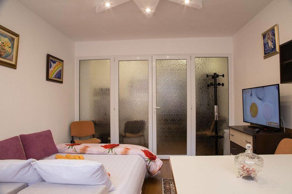 Belle Studio Apartman Galac Kültér fotó