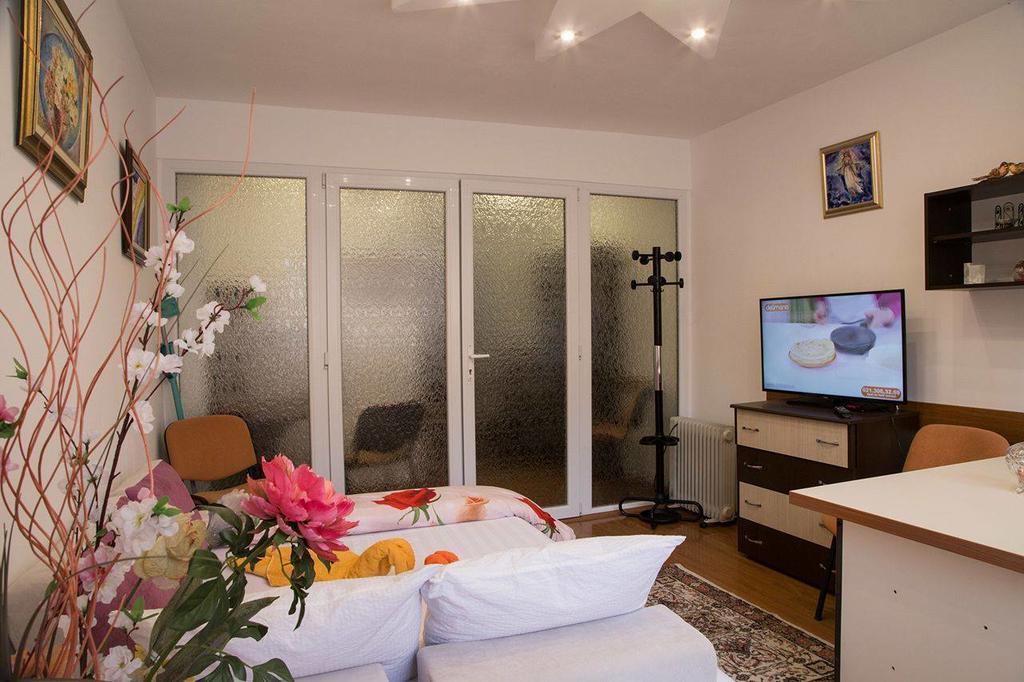 Belle Studio Apartman Galac Kültér fotó